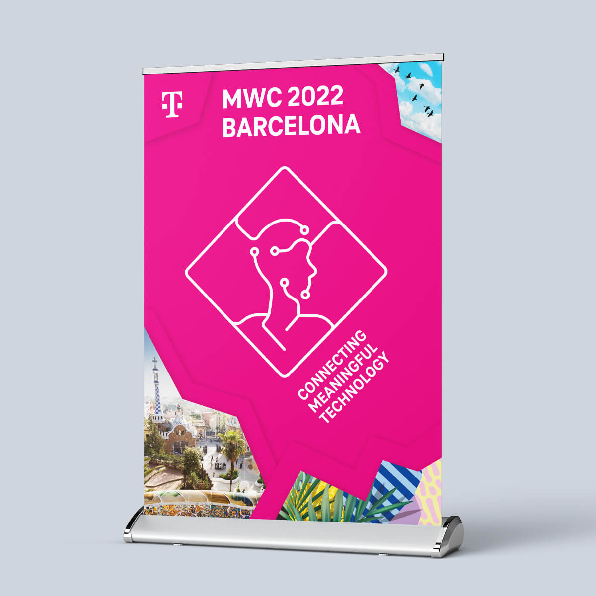 MesseEvents_DT_04_MWC2022_1200x1200 Auf diesem Bild ist ein Roll Up zu sehen, das von tikitay werbeagentur für den MWC gestaltet und produziert wurde.
